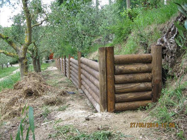 recinzione contenitiva in legno